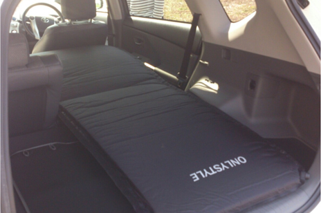 TOYOTA PRIUS V& Car Camping Air matress