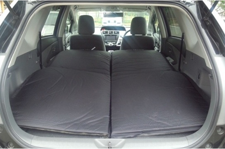 TOYOTA PRIUS V& Car Camping Air matress